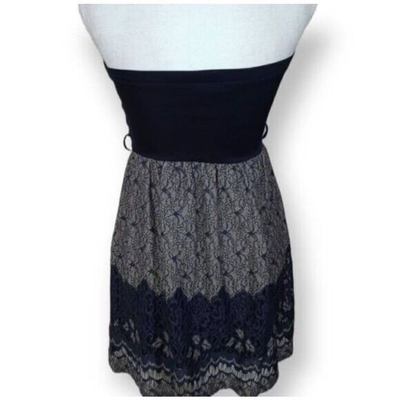 JANUARY 7 NAVY & WHITE STRAPLESS DRESS SZ.S EUC BELT NOT INCLUDED. - Picture 6 of 7